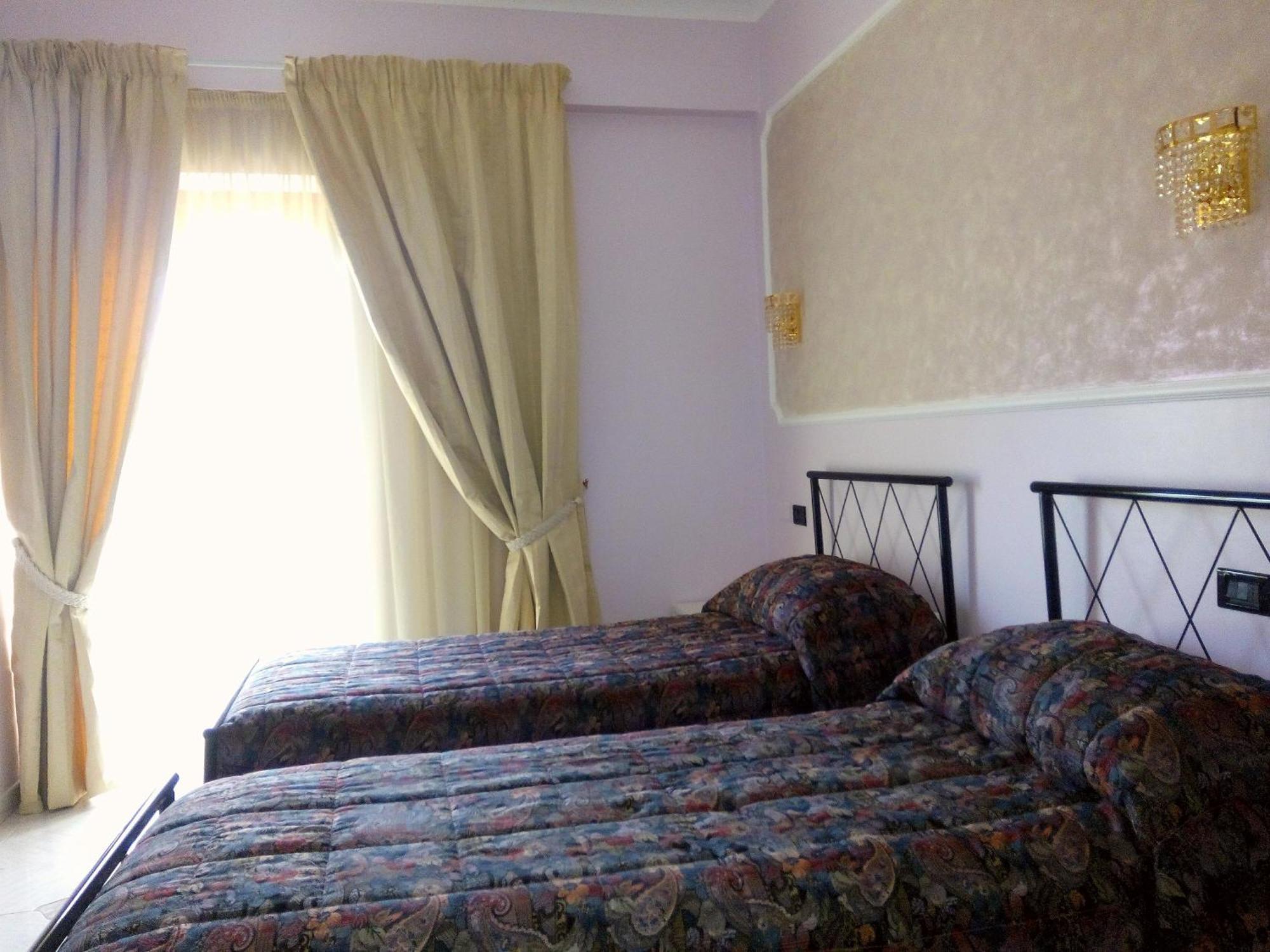 Hotel Al Querceto Tocco Caudio الغرفة الصورة